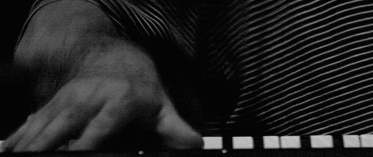 Piano Music at Dos Jefes