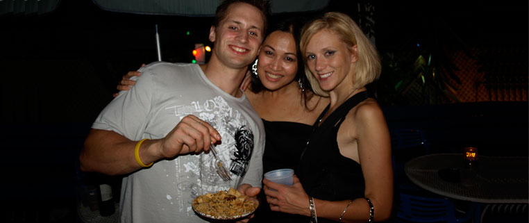 Eat Drink and Party at Dos Jefes